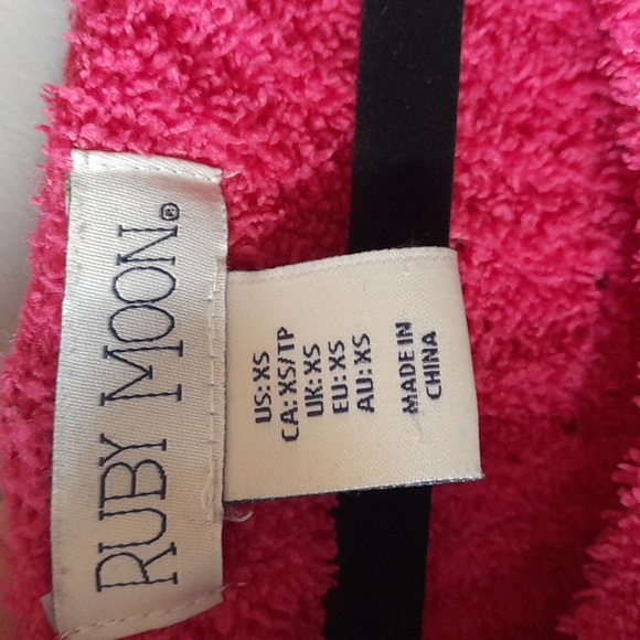 Ruby Moon Sweater - Picture 2 of 6